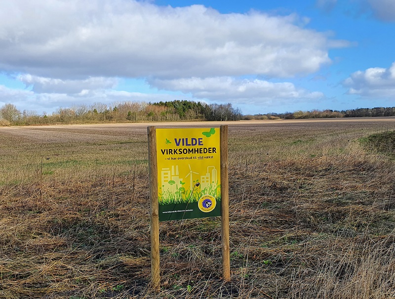 Skilt med teksten Vild virksomhed i Billund Kommune